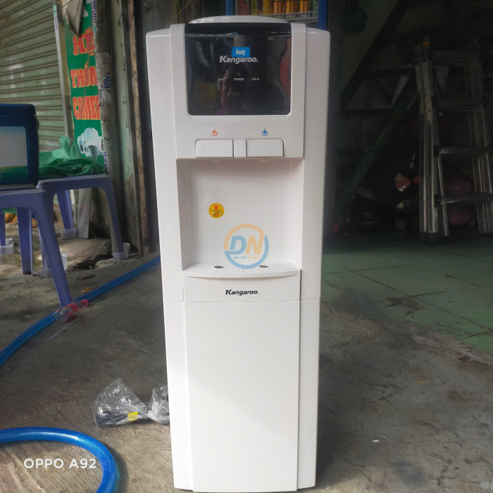 Cây nước nóng lạnh Kangaroo KG32N